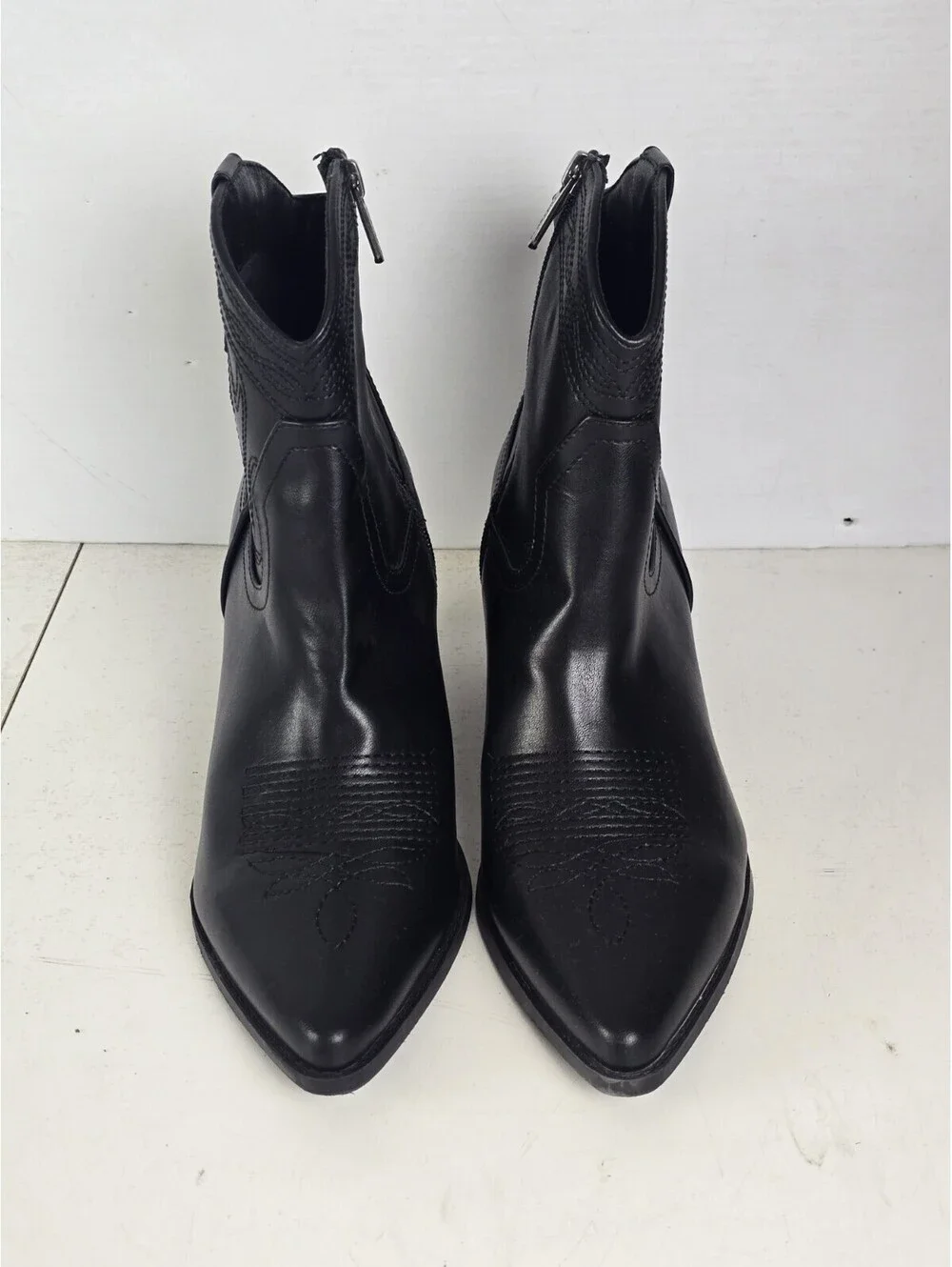Indigo Rd. Western Ankle Boots Women Size 10M Boho Cowgirl Minimalist Chic